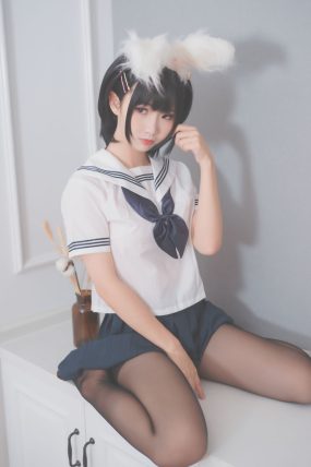 [面饼仙儿] 人气Coser 面饼兔耳jk