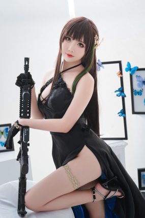 [面饼仙儿] 人气Coser M4A1