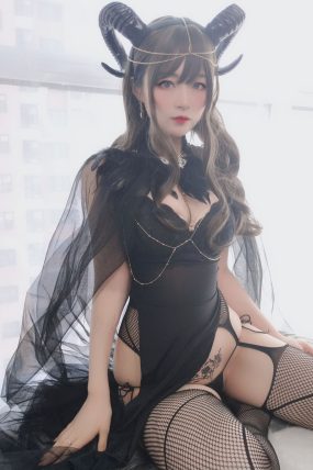 [Silver白银] 人气Coser 黑山魅魔