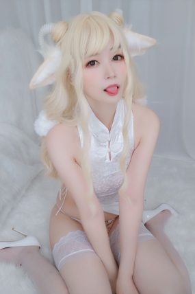 [Silver白银] 人气Coser 白旗袍